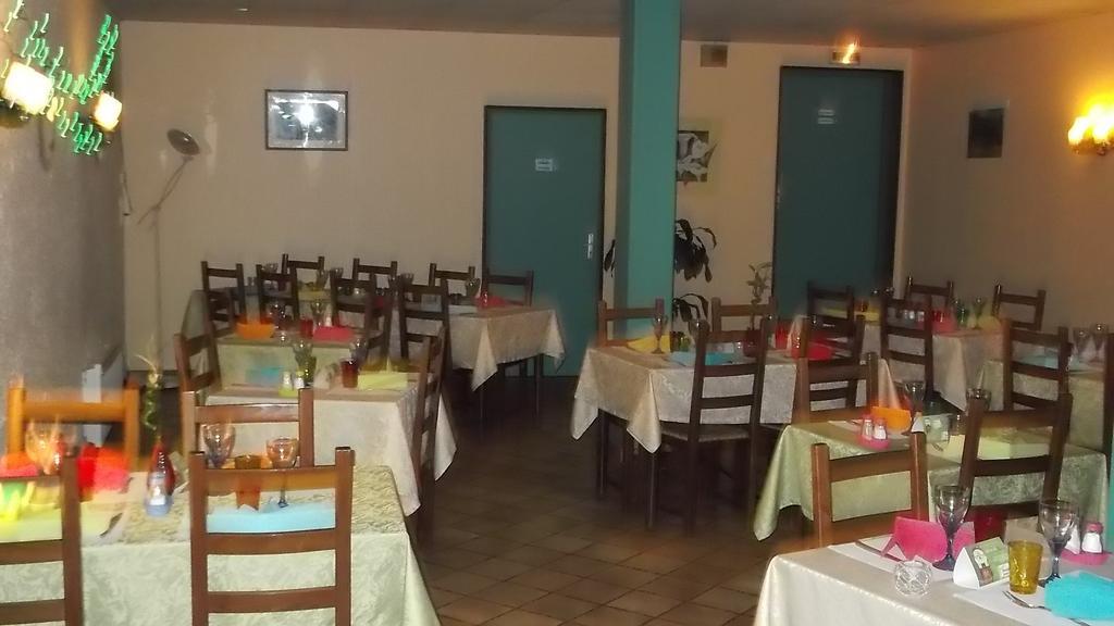 Hotel Des Cotes De Meuse Saint-Maurice-sous-les-Côtes Εξωτερικό φωτογραφία