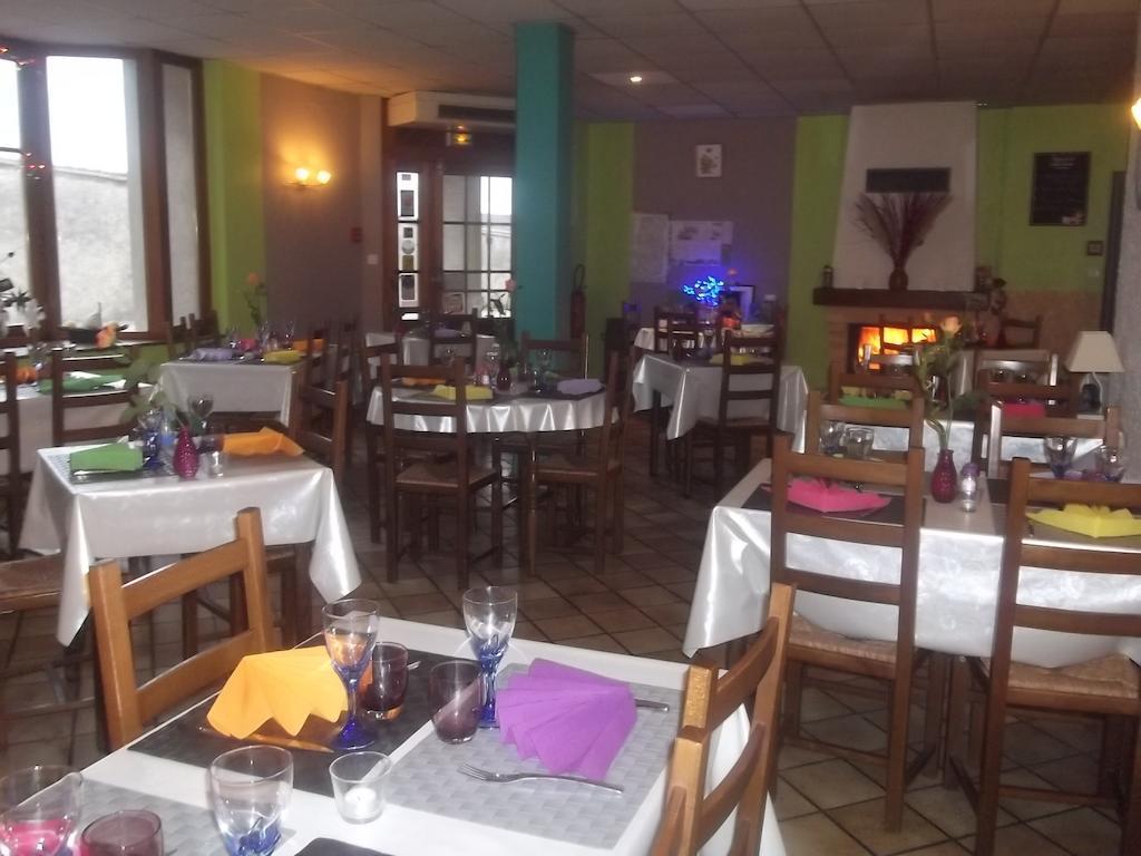 Hotel Des Cotes De Meuse Saint-Maurice-sous-les-Côtes Εξωτερικό φωτογραφία