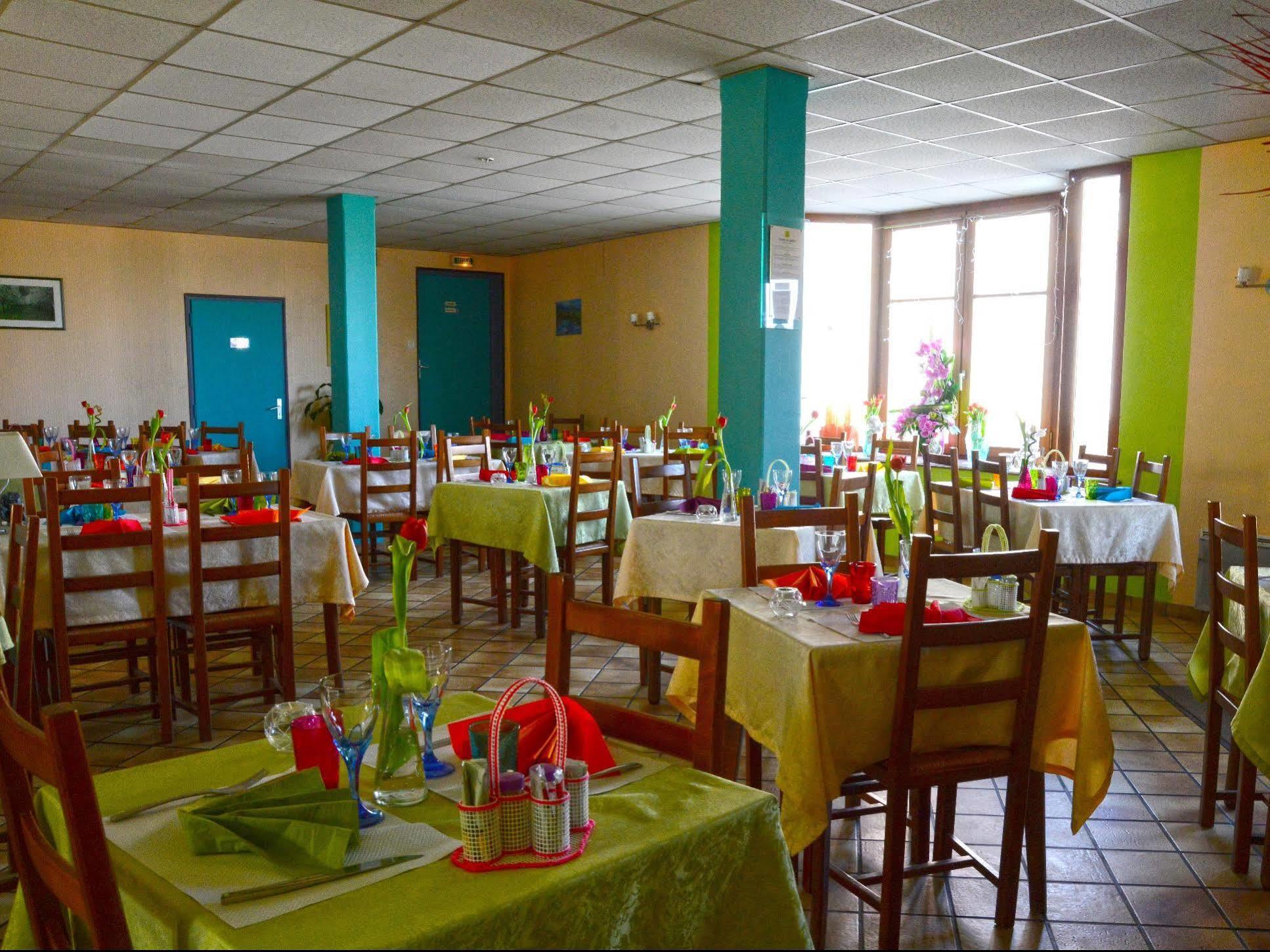 Hotel Des Cotes De Meuse Saint-Maurice-sous-les-Côtes Εξωτερικό φωτογραφία